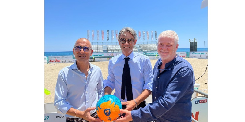 Il grande Beach Soccer sbarca a Cirò